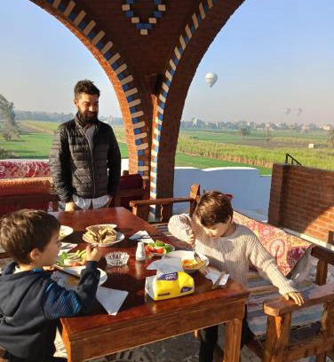 Luxor House | Quiet Gate Guest House