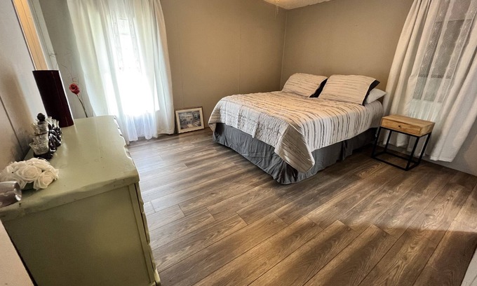 Okeechobee House | Quiet home near Lake Okeechobee