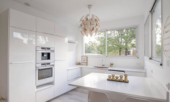 Senouillac House | Quiet house in the countryside and lake near Toulouse with private swimming pool and garden.