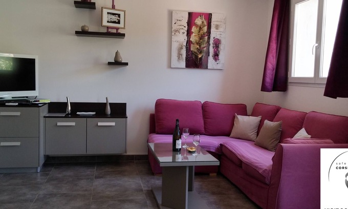 Figari House | Quiet house located between sea and mountain. ANCV