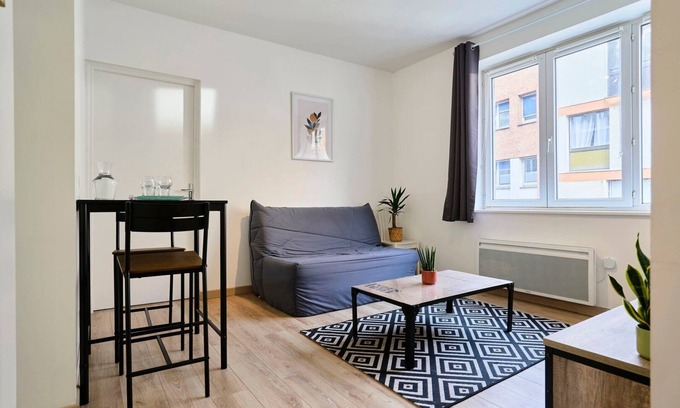 Vauban Esquermes Apartment | Quiet one-bedroom flat close to the metro