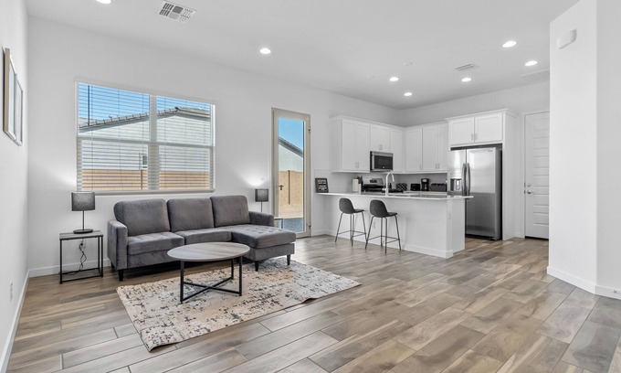 Laveen Village Apartment | Quiet Quarter in Laveen Village