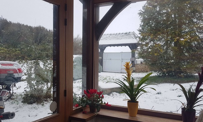 Sonchamp Bed & Breakfast | Quiet room 78120 Sonchamp on your own for business or pleasure