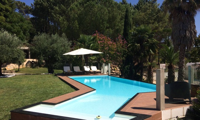 Santiago de Litem Villa | Quinta do Guerra, Villa with private pool, jacuzzi and tennis court.