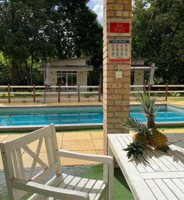 Kampung Padang Jambu Cabin | Rajawali Riverside Retreat