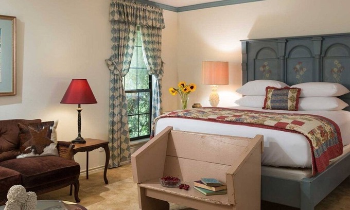 Cat Spring House | Ranch House Studio Romantic Getaway in Texas with Optional Fun Ranch Activities!