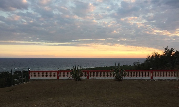 Cienfuegos House | Rancho Luna Villa 2