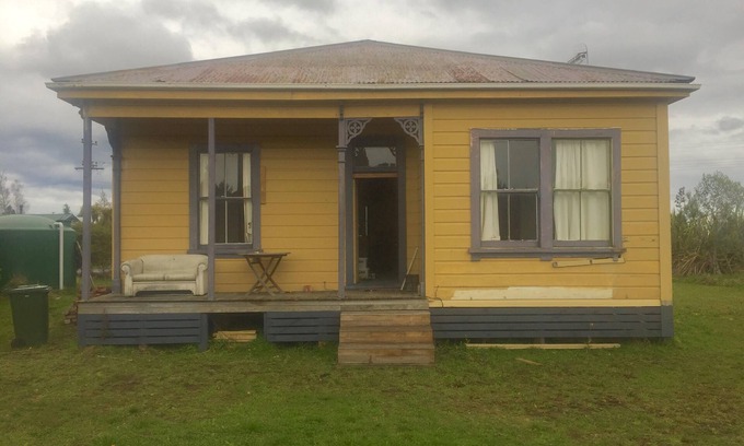 Rangataua House | Rangataua railway cottage