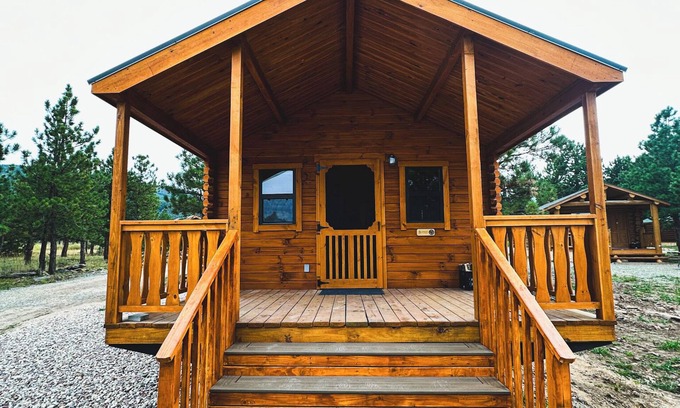 Daggett County Cabin | Red Canyon Lodge