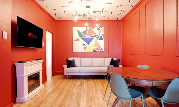 Hochelaga House | Red My Mind | Subway nearby | Parking ($)