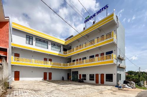 Pagar Alam Hotel | RedDoorz Plus at New Favour Hotel Gunung Dempo