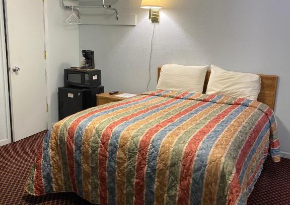 Comanche Hotel | Regency Inn Comanche