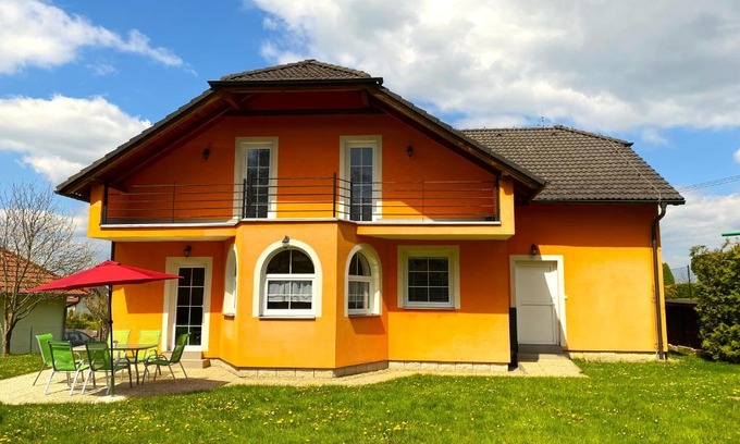 Hury House | Rekreační chalupa Ivon