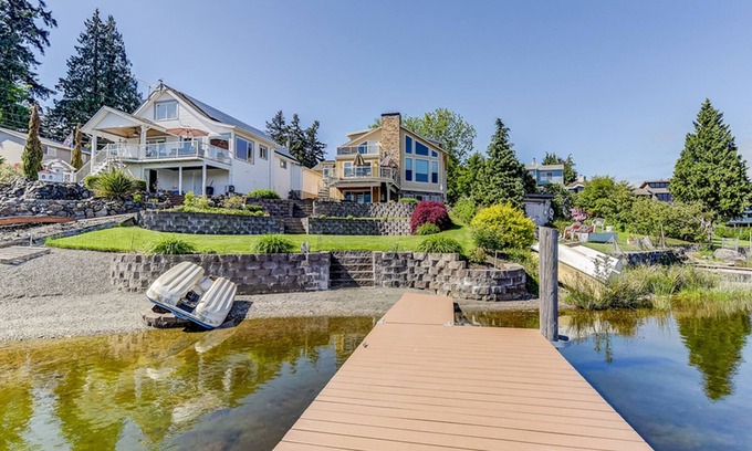 Silver Lake House | Relax at the Silver Lake Escape