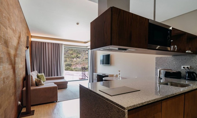 Balocas House | Relax & Unwind in this Amazing Location! 2 Spacious Units w/ Balcony & Kitchen