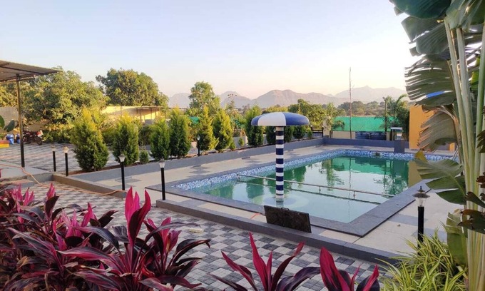 Igatpuri Villa | Relax with the whole family at this peaceful place to stay.