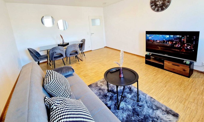 Neckarau Apartment | Relax Wohnung in Mannheim