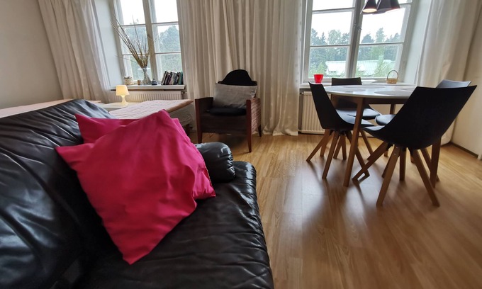 Karhula Apartment | Relaxing Beatiful Studio - Sauna Bath Facility