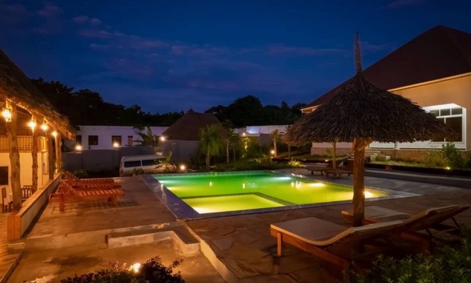 Nungwi House | "Relaxing cozy bungalows Escape with Garden Views & Free WI-FI with speed