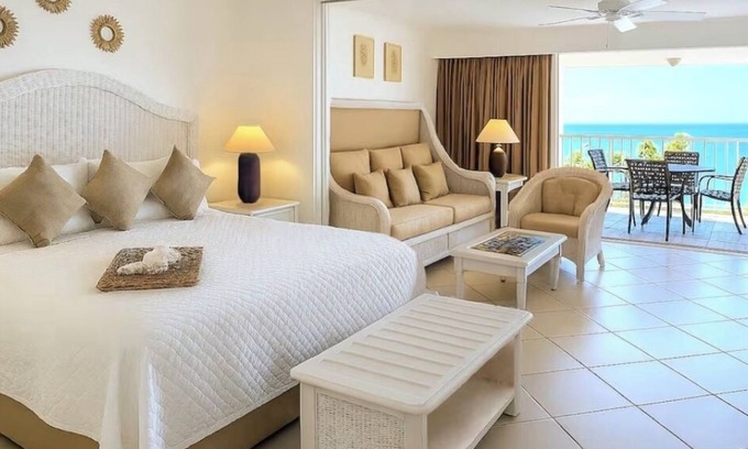 Maho Condo | Relaxing Elegant Sea-View Haven, Quiet & Spacious Condo Near Beach & Golf Course
