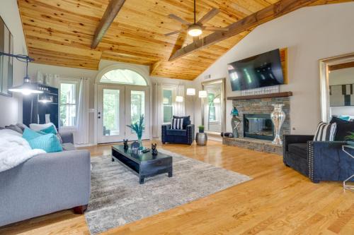 Buford House | Remodeled Family Home about 2 Mi to Lake Lanier!