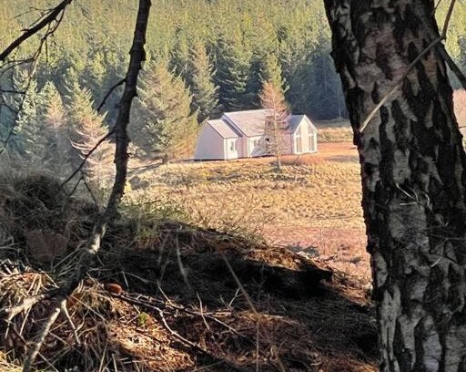 Halkirk House | Remote Wilderness - sleeps 4 to 6
