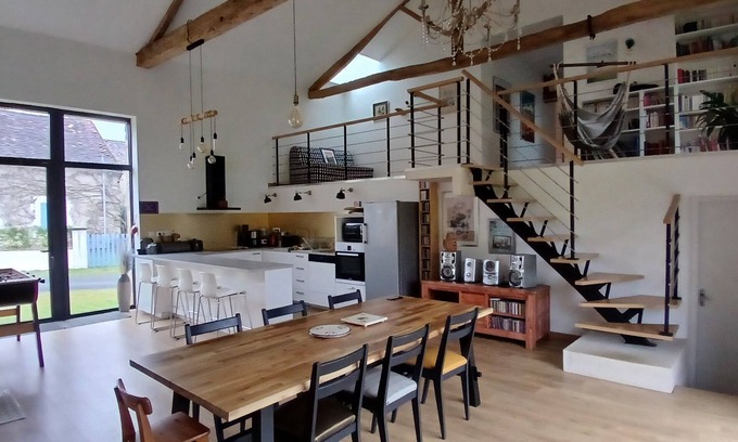 Antigny Bed & Breakfast | Renovated farmhouse in the countryside ideal for 2 families