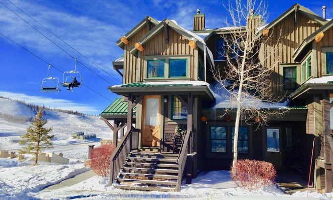 Silvercreek Condo | Renovated, Ski-in/out, 2Bed/2Bath Condo; n25 Steps to Slope, KickingHorse Lodges