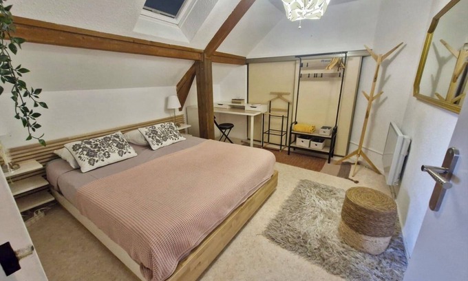 Paray-le-Monial Apartment | Renovated T2 apartment in the heart of Paray with view of the Basilica bell tower