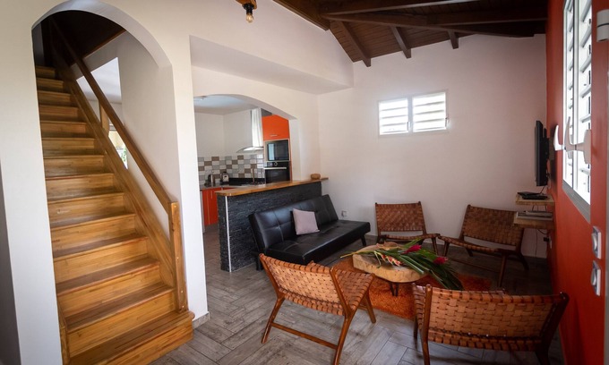 Lamentin Apartment | RENT: Bas Villa (t4) - Castel LAMENTIN