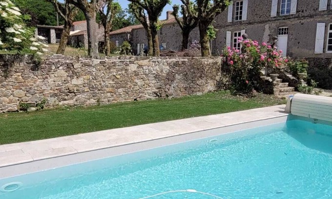 Rocheserviere House | Rent large house with swimming pool Vendée, near Puy du Fou 13 sleeps