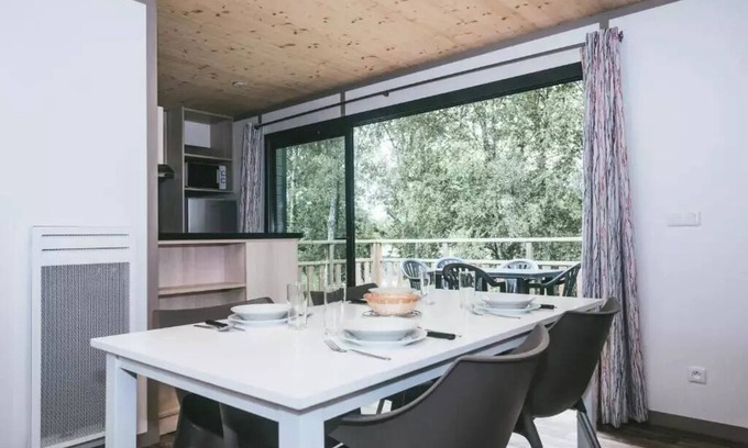 Rochefort-en-Terre House | Residence du Domaine du Moulin Neuf - 3 room cottage 4 people Lake View