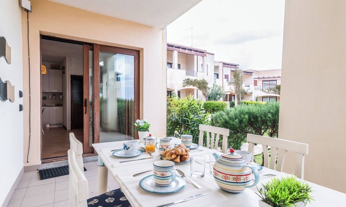 Porto Pozzo Apartment | Residence I Mirti n. 8, Porto Pozzo, Italy