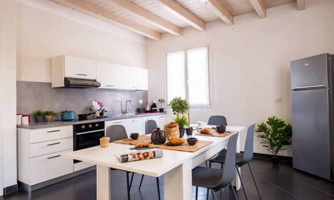 Vaccarolo Apartment | Residence Jasmine Pool and Garden