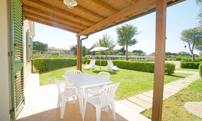 Vada Apartment | Residence just 600 meters from the beach