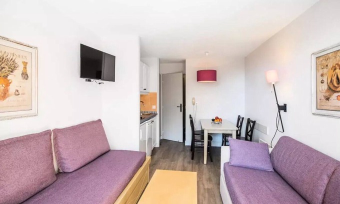 Giens Apartment | Residence La Pinède - maeva Home - Selection Studio (4 People)