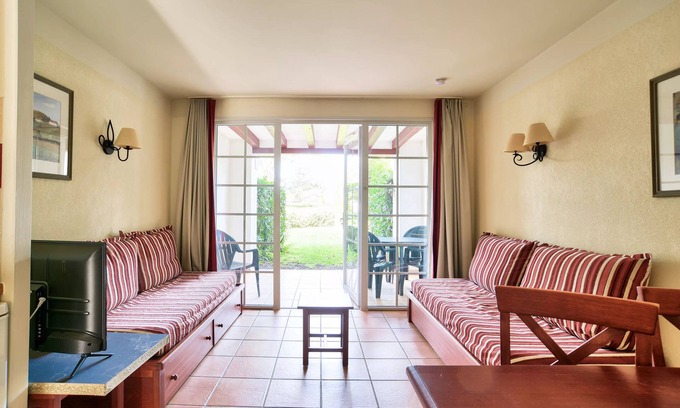 Uhart-Cize Apartment | Residence Le Parc d'Arradoy - maeva Home - Studio 5 people - Comfort