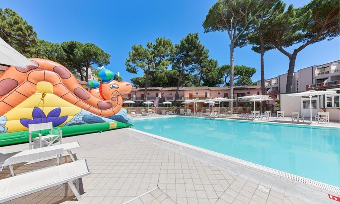 Marina Romea Apartment | Residence Poggio Dei Pini