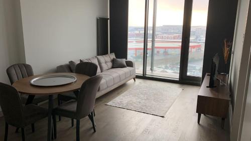 Mustafakemalpasa Apartment | Residence Retro9 B-Blok Ataköy Apart 2 Rooms WIFI Pool Istanbul