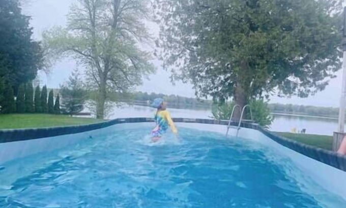 Port Stanton Hotel | Resort , lake view, pool, hot tub, sauna, pets, #4