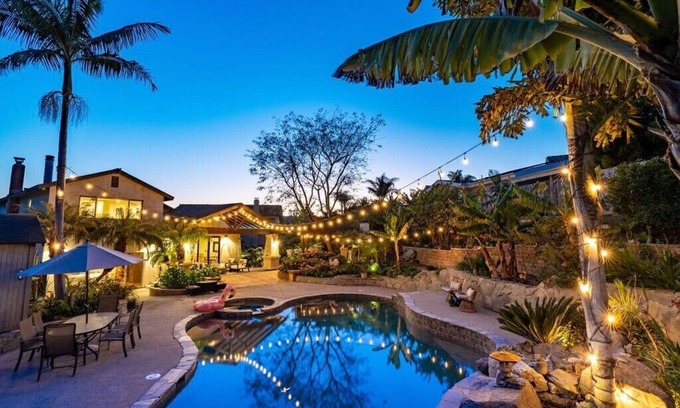 Encinitas House | Resort Style Yard, Heated Pool & Spa
