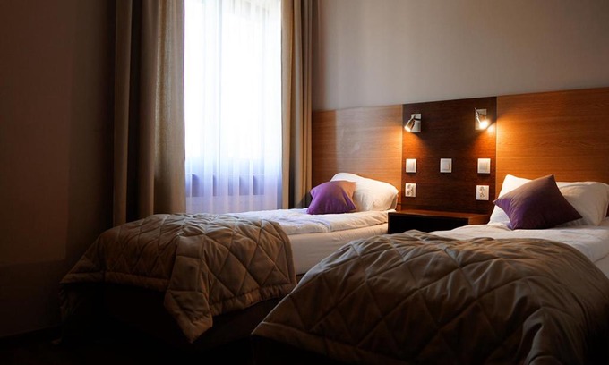 Oborniki Slaskie Hotel | Restauracja Perła