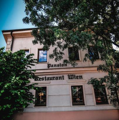 Cierny Brod House | Restaurant Pansion Wien