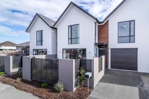 Riccarton House | Restful in Riccarton - Christchurch