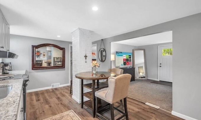 Willoughby House | Retreat at DTW