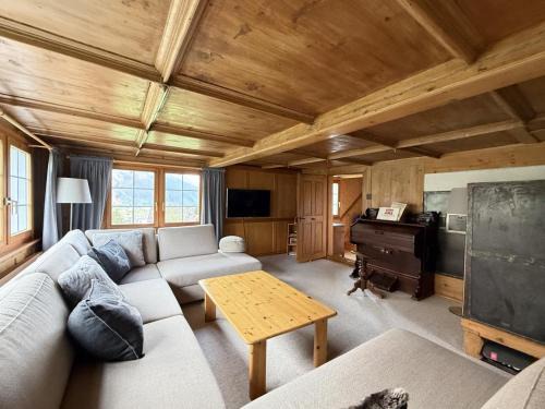 Linthal House | Revier Weggüetli