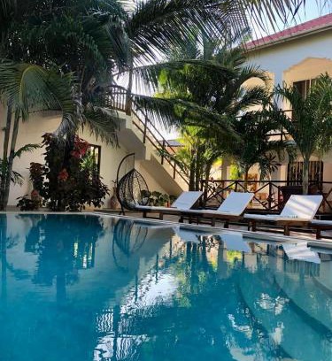 Paje Hotel | Reyna Resort By Cezere The Palm