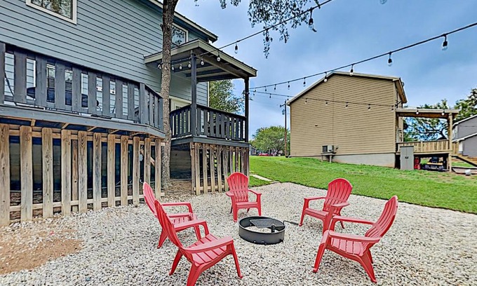 Kingsland House | River Oaks Dream