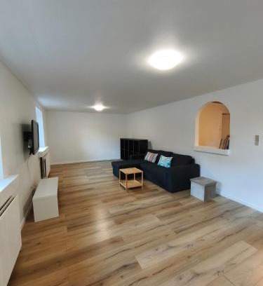 Randbol House | Riverview Cottage