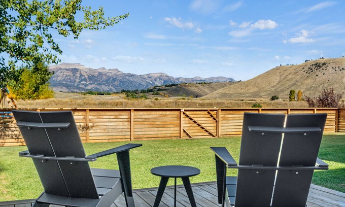 Jackson House | RMR: Alpine Summit Home in Jackson, WY